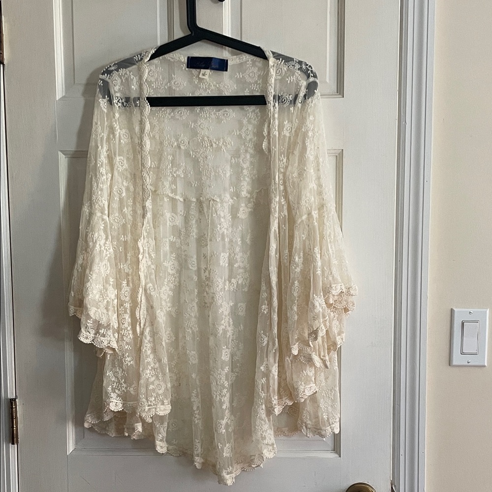 Blue Rain Cream Lace Kimono Top